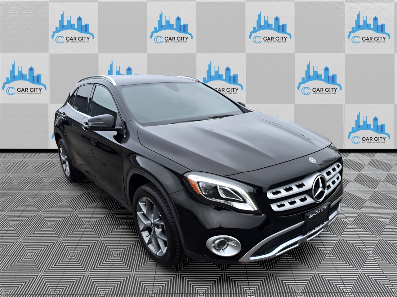 Mercedes-Benz GLA-Class GLA250 4MATIC 2020