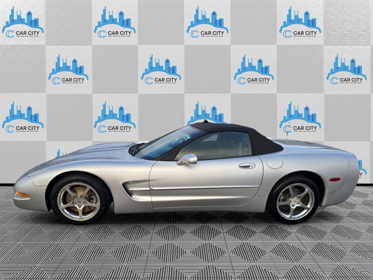 Chevrolet Corvette Convertible 2001