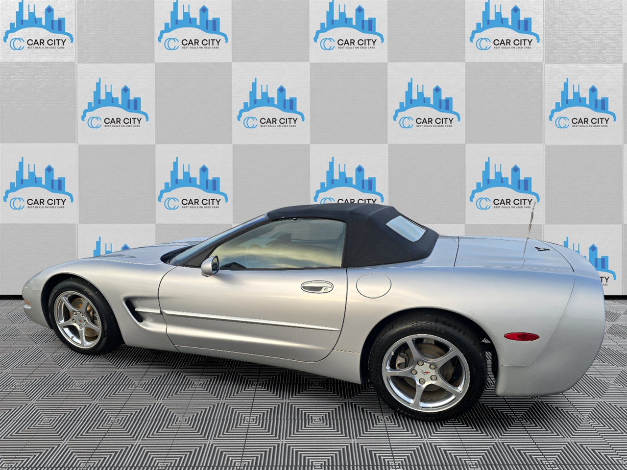 Chevrolet Corvette Convertible 2001