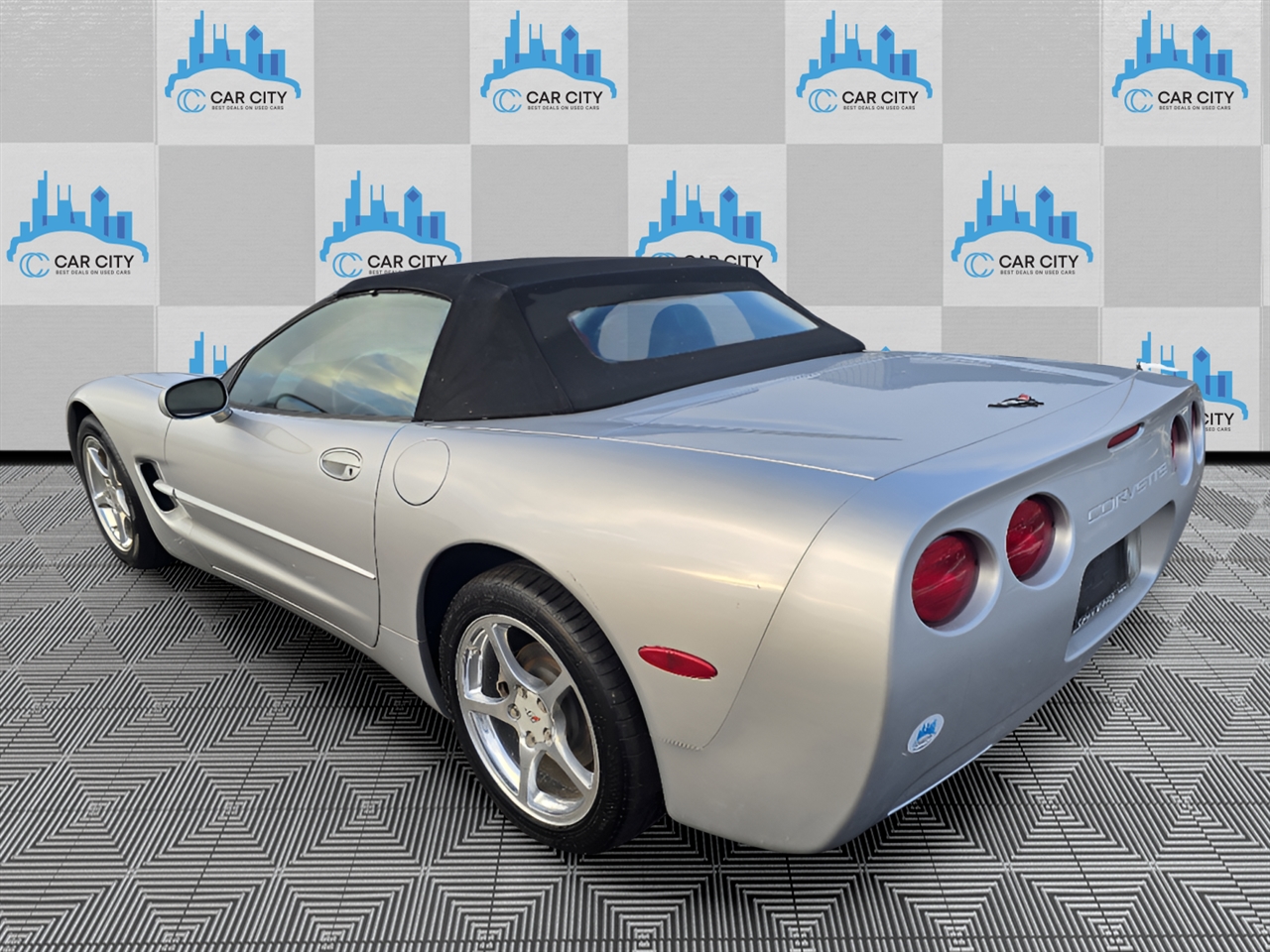 Chevrolet Corvette Convertible 2001