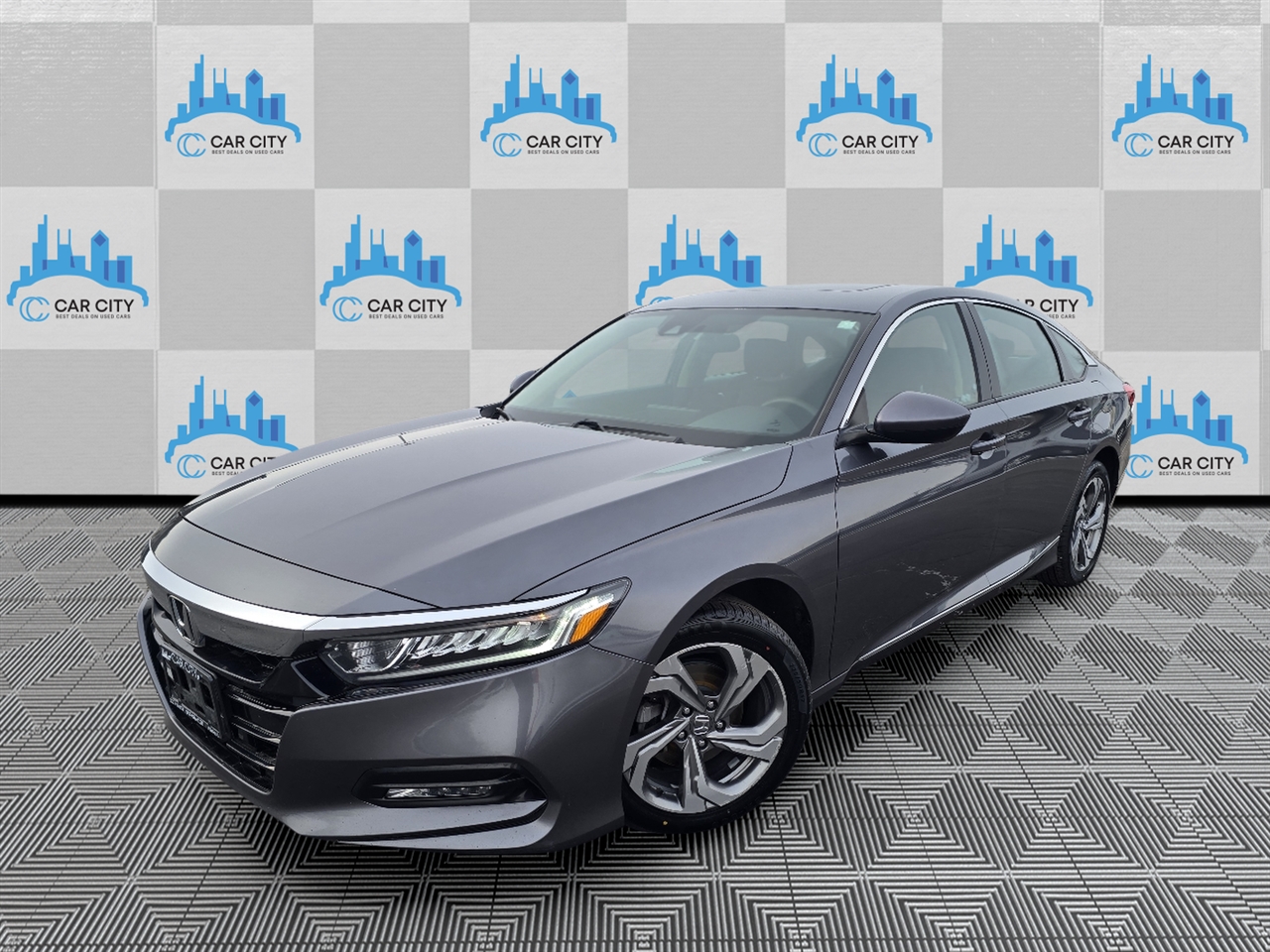 2018 Honda Accord EX's photo