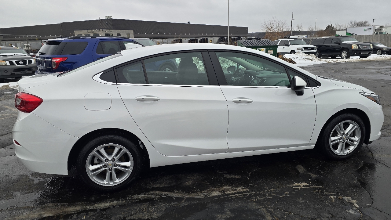 Chevrolet Cruze LT Auto 2017