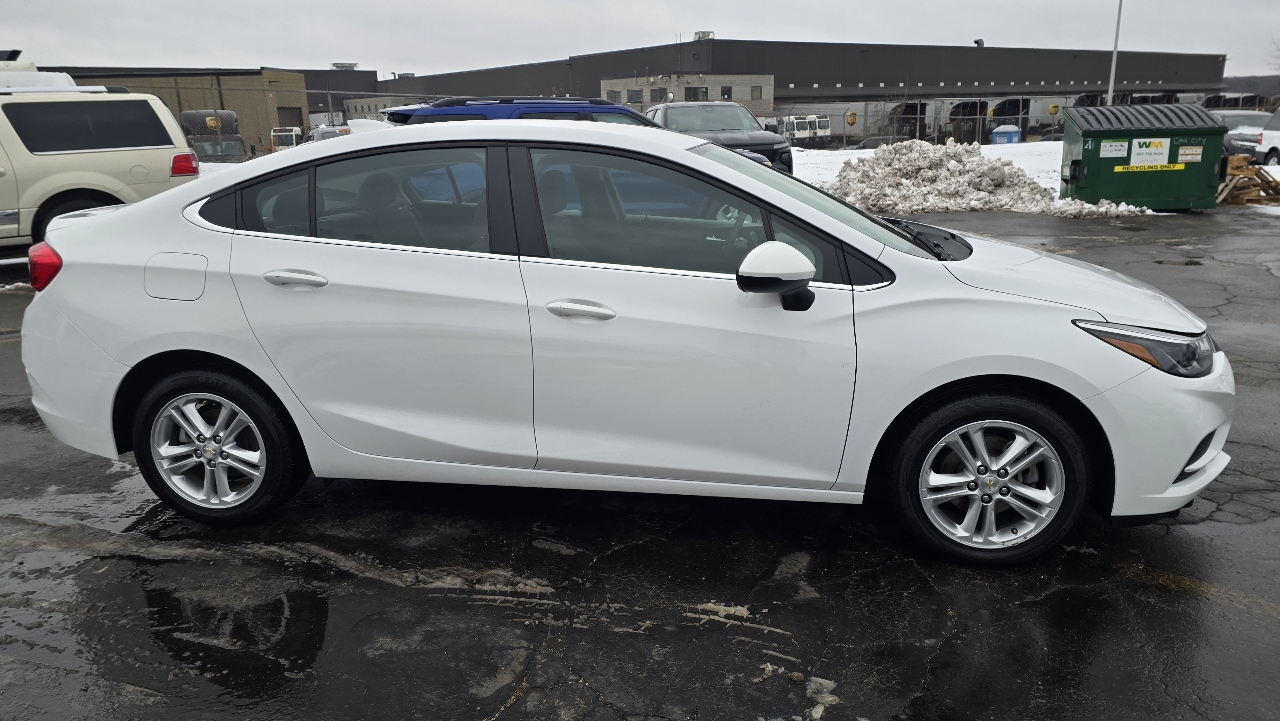 Chevrolet Cruze LT Auto 2017