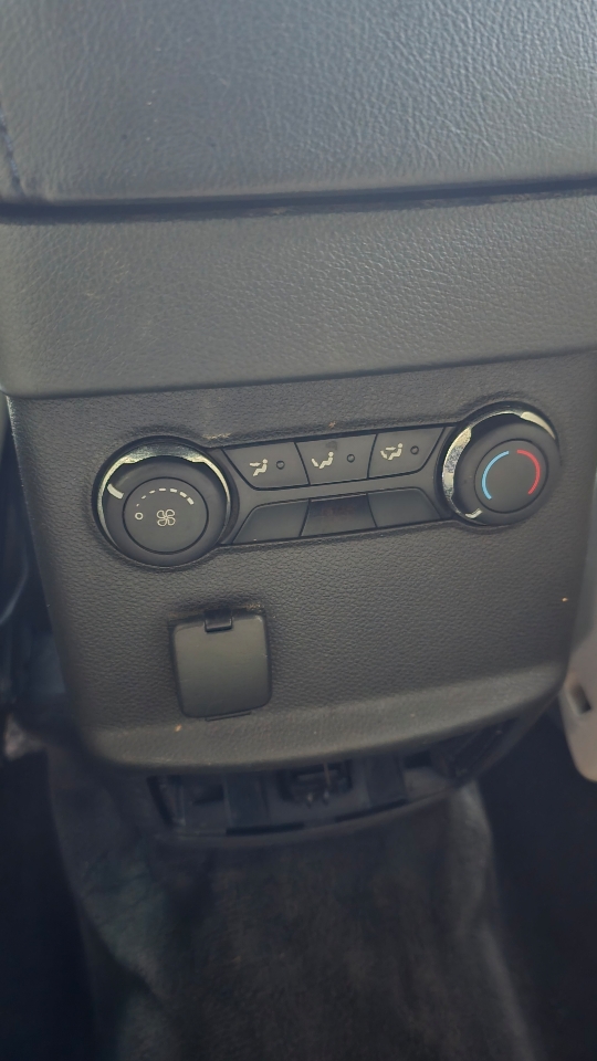 Ford Explorer Base FWD 2013