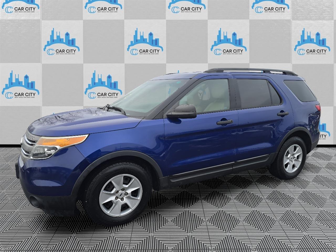 Ford Explorer Base FWD 2013