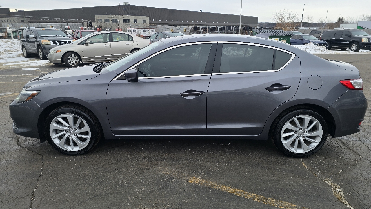 Acura ILX 8-Spd AT w/ AcuraWatch Plus Package 2018