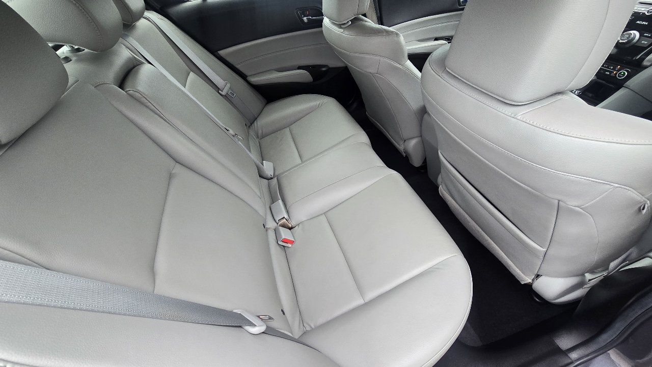 Acura ILX 8-Spd AT w/ AcuraWatch Plus Package 2018