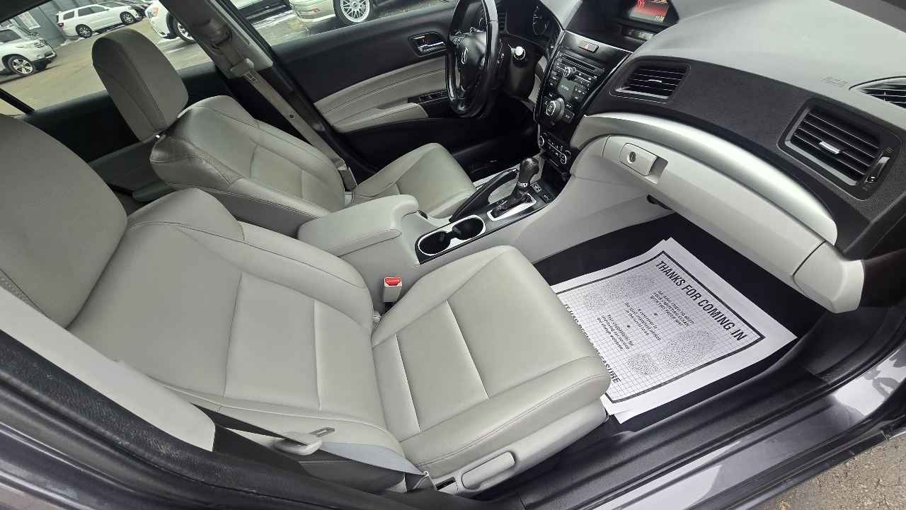 Acura ILX 8-Spd AT w/ AcuraWatch Plus Package 2018