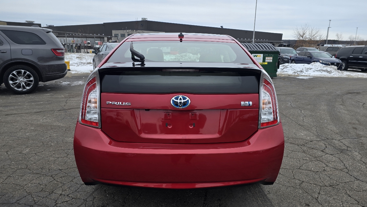 Toyota Prius Four 2015