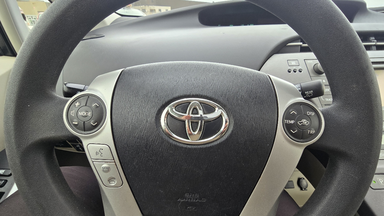 Toyota Prius Four 2015
