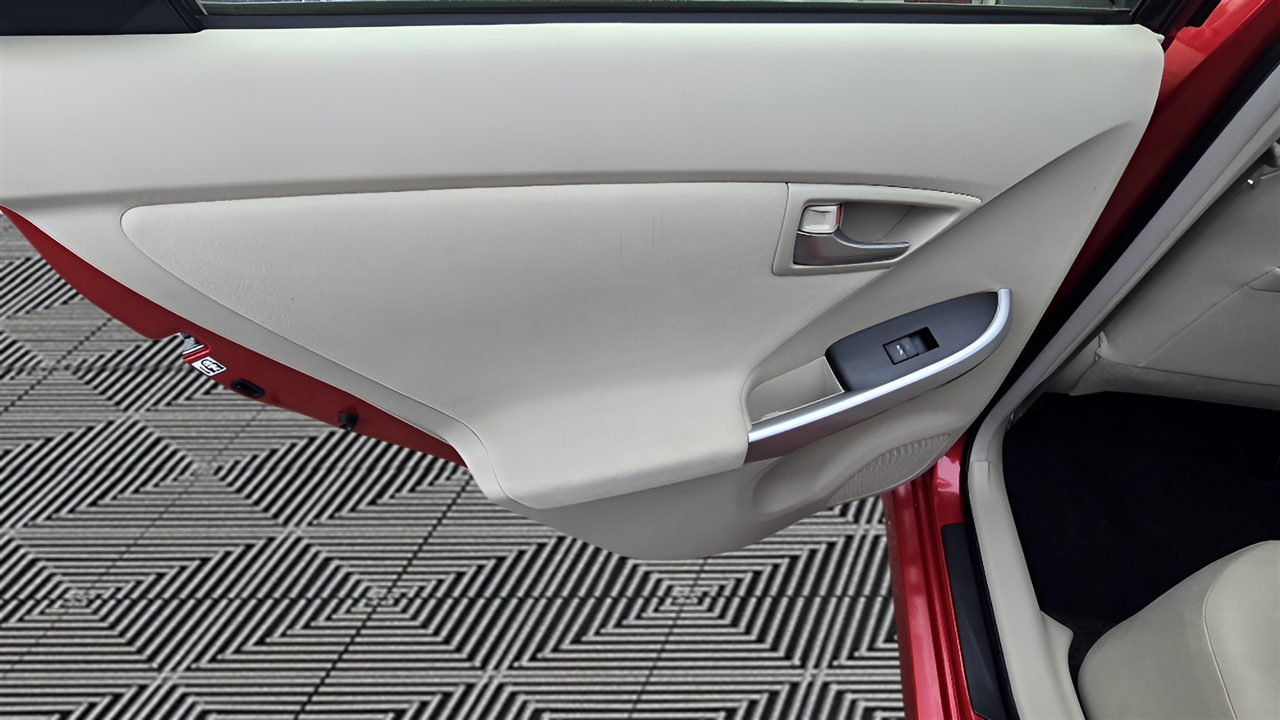 Toyota Prius Four 2015