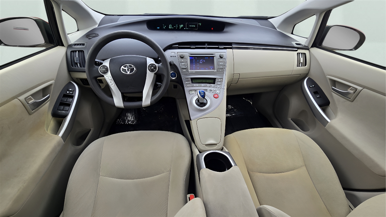 Toyota Prius Four 2015