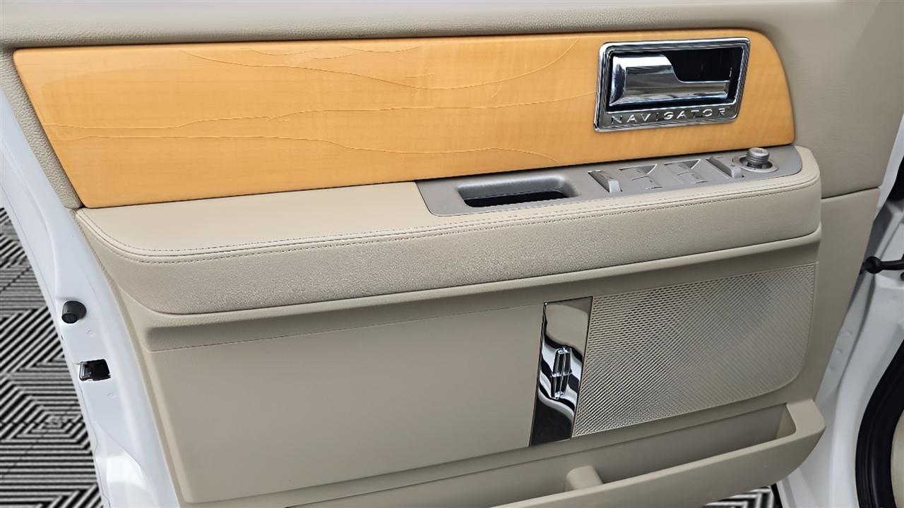 Lincoln Navigator L 4WD 2008