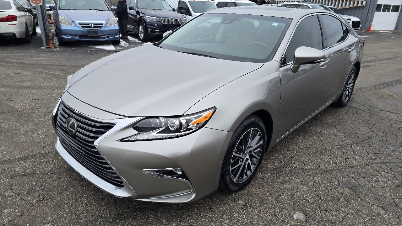 Lexus ES 350 Sedan 2017
