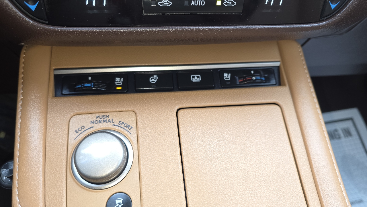 Lexus ES 350 Sedan 2017