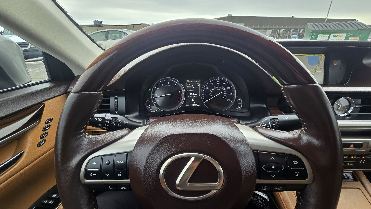 Lexus ES 350 Sedan 2017