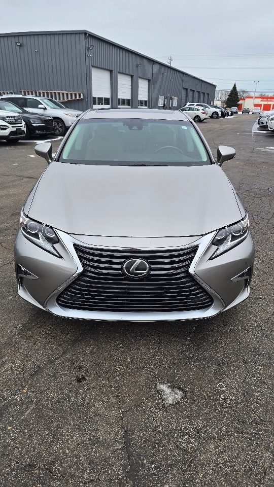 Lexus ES 350 Sedan 2017