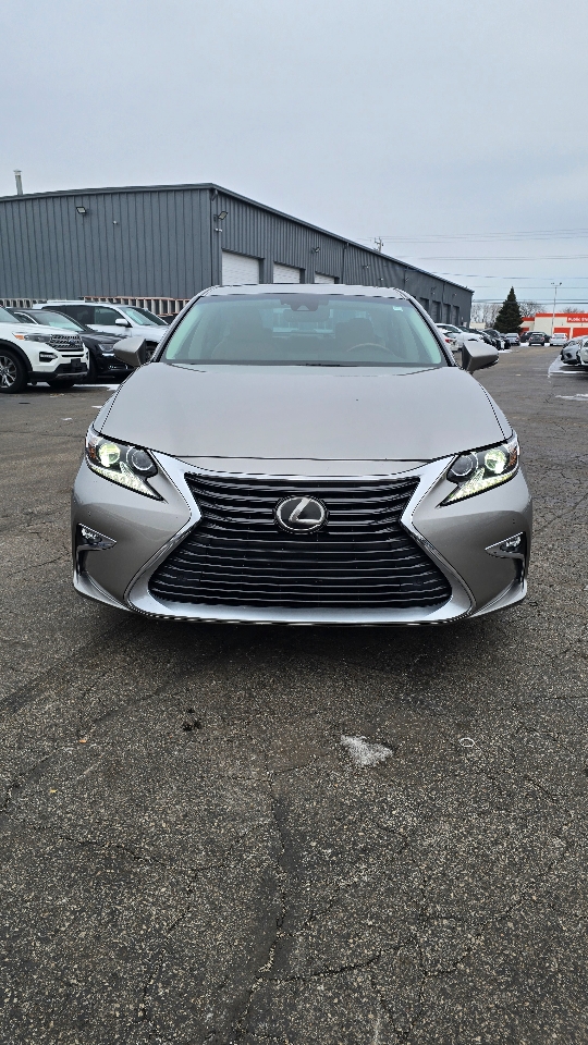 Lexus ES 350 Sedan 2017