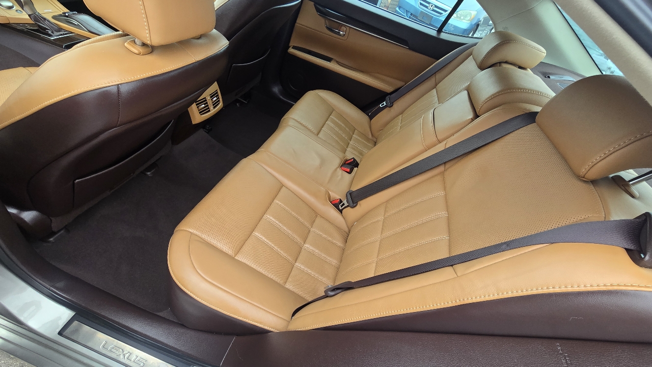 Lexus ES 350 Sedan 2017