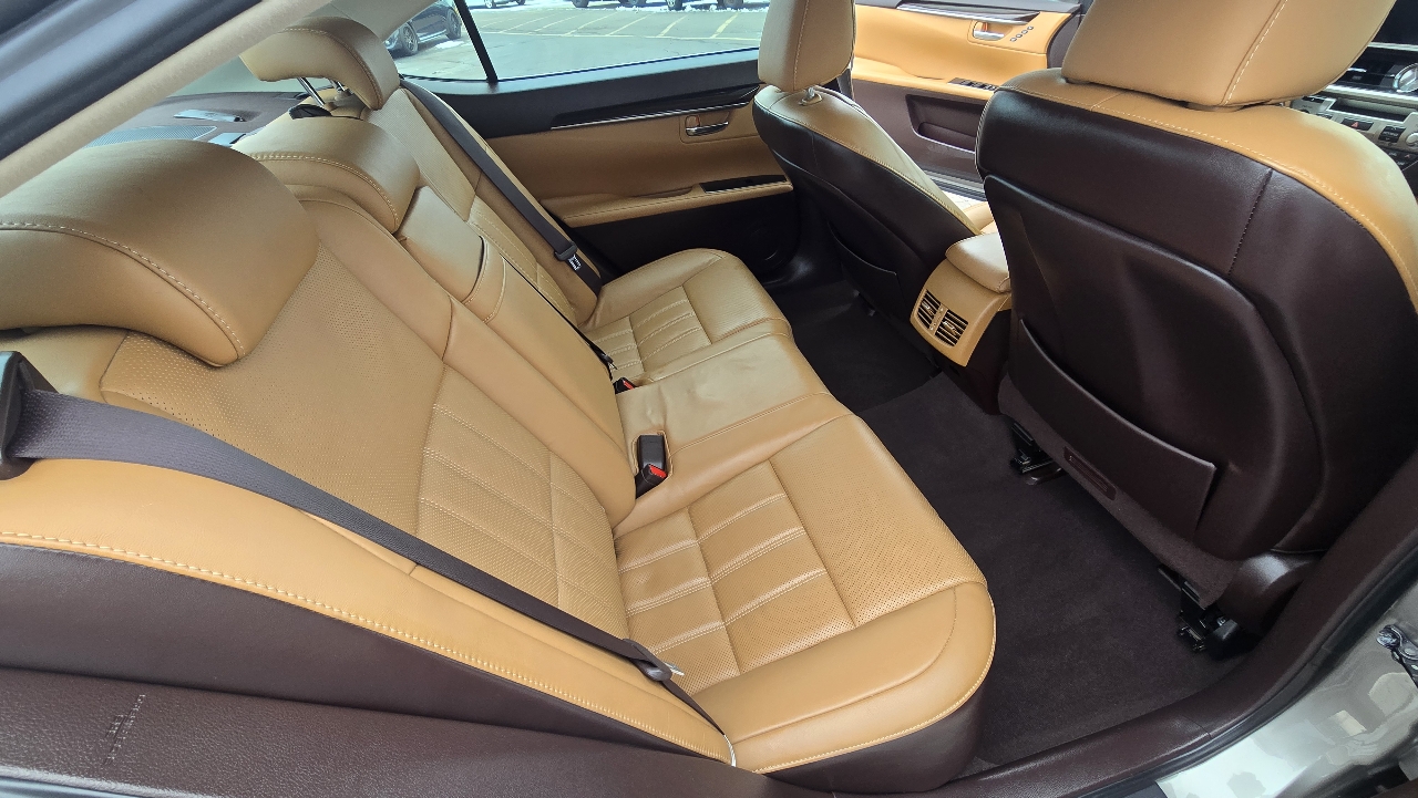 Lexus ES 350 Sedan 2017