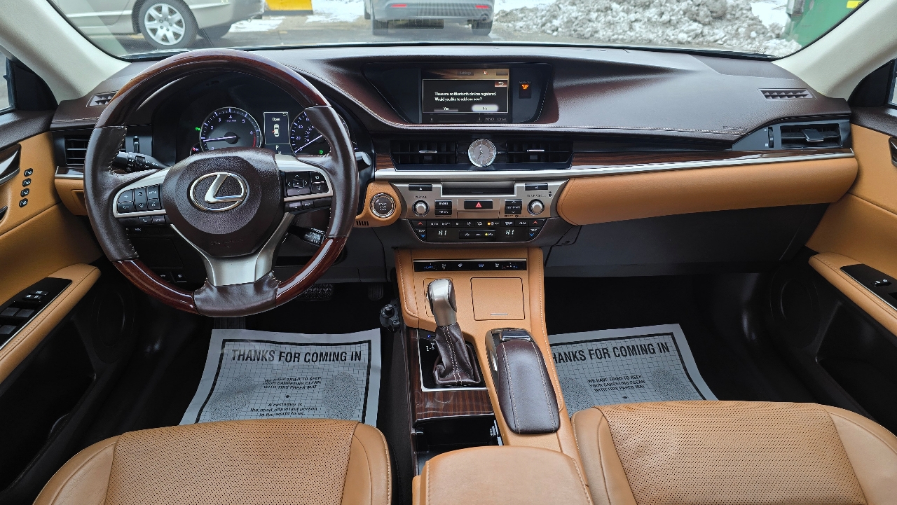 Lexus ES 350 Sedan 2017