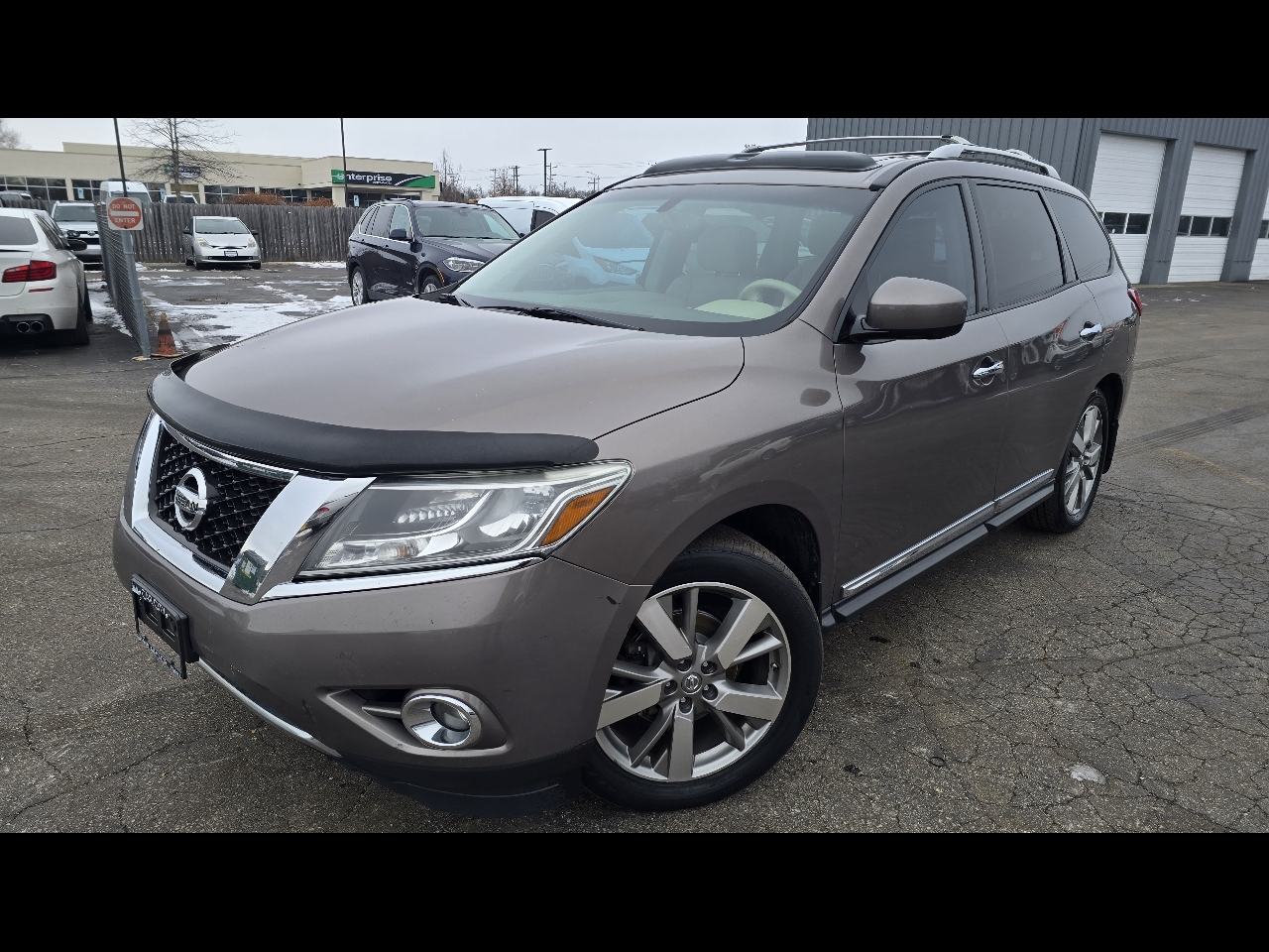 Nissan Pathfinder Platinum 4WD 2013