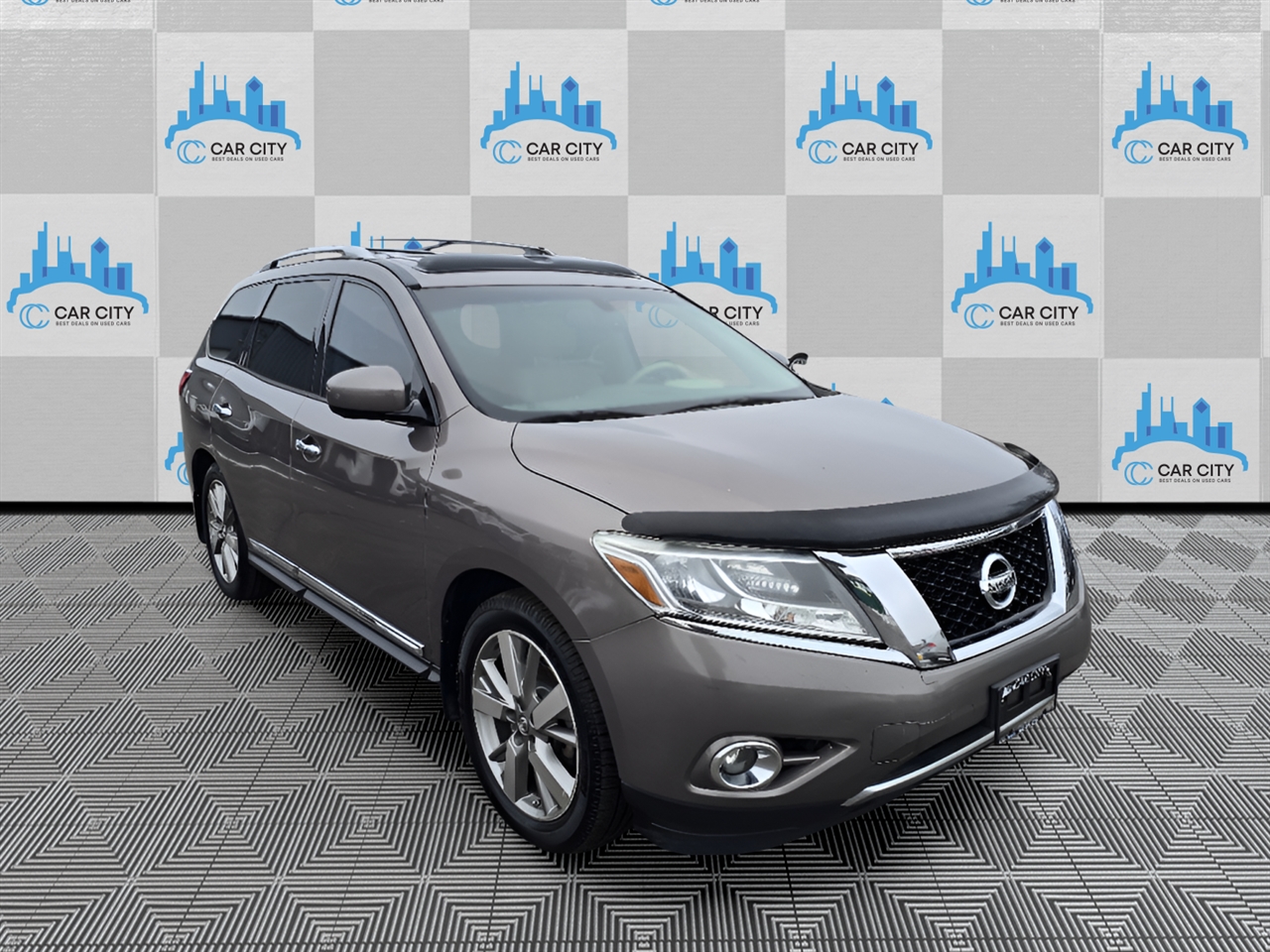 Nissan Pathfinder Platinum 4WD 2013