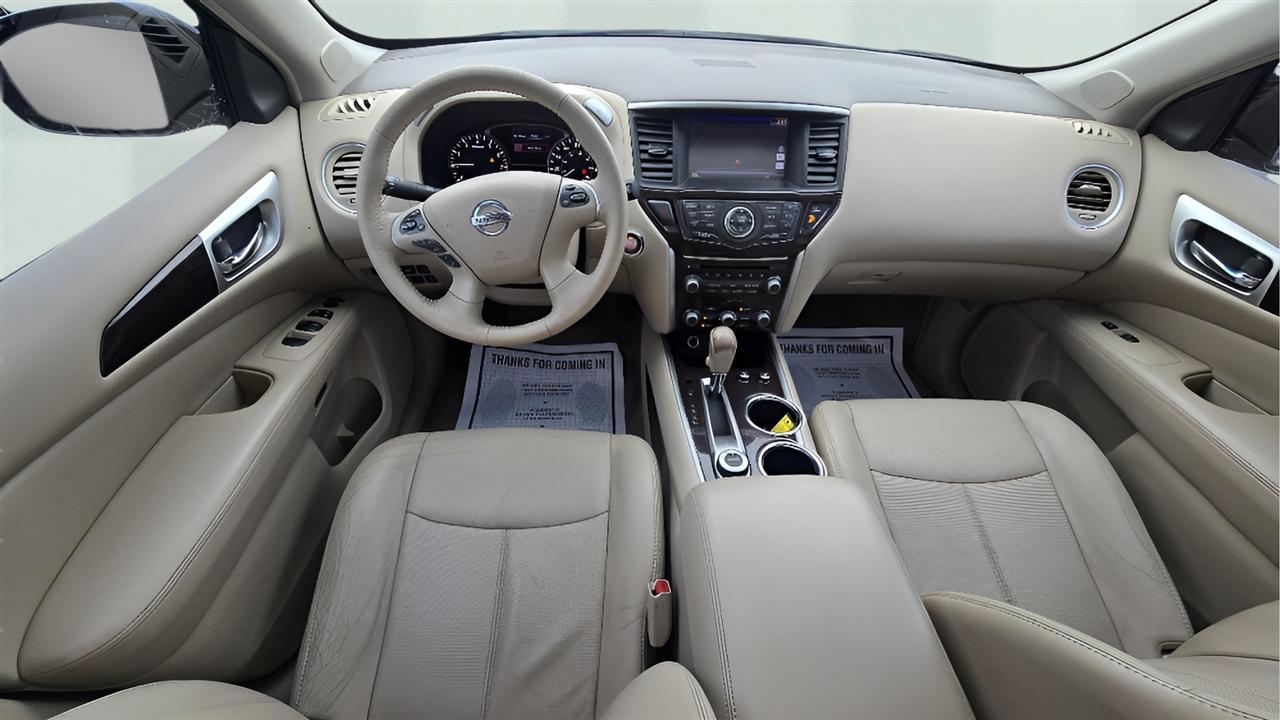 Nissan Pathfinder Platinum 4WD 2013