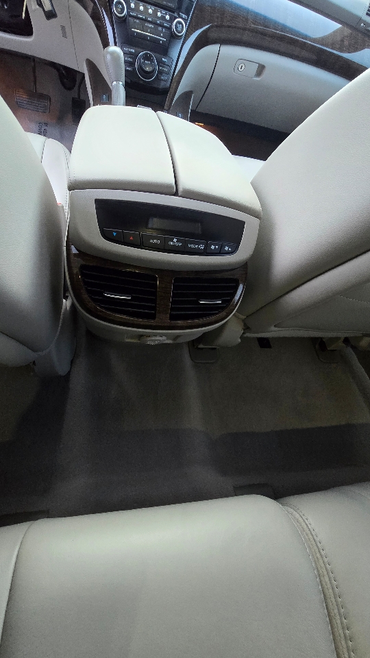 Acura MDX 6-Spd AT w/Tech Package 2013