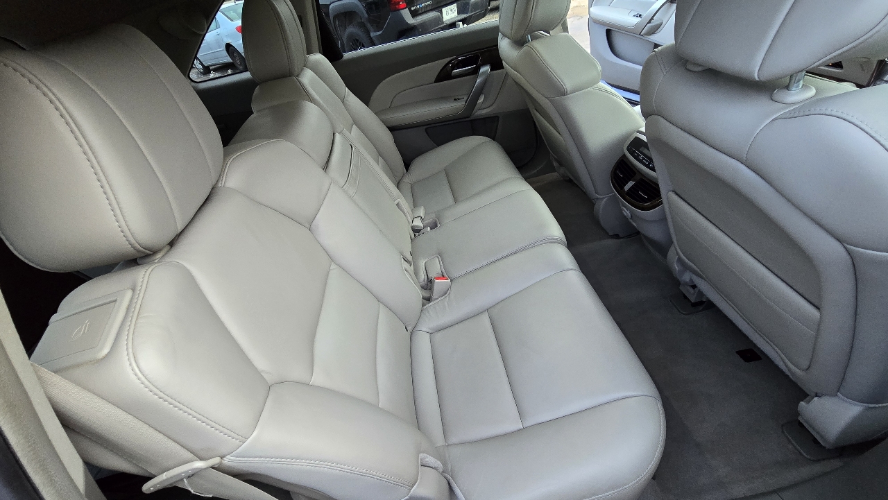 Acura MDX 6-Spd AT w/Tech Package 2013