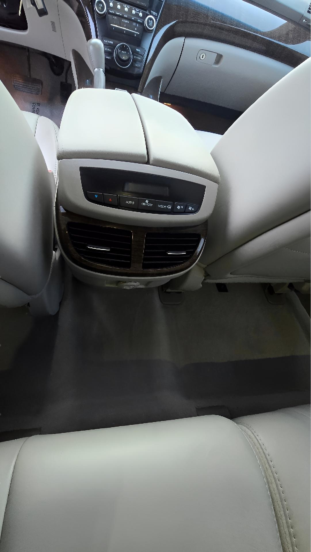 Acura MDX 6-Spd AT w/Tech Package 2013