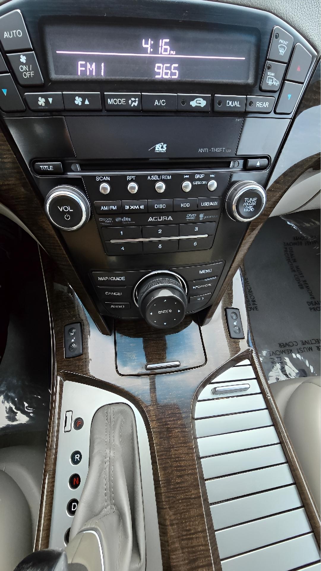 Acura MDX 6-Spd AT w/Tech Package 2013