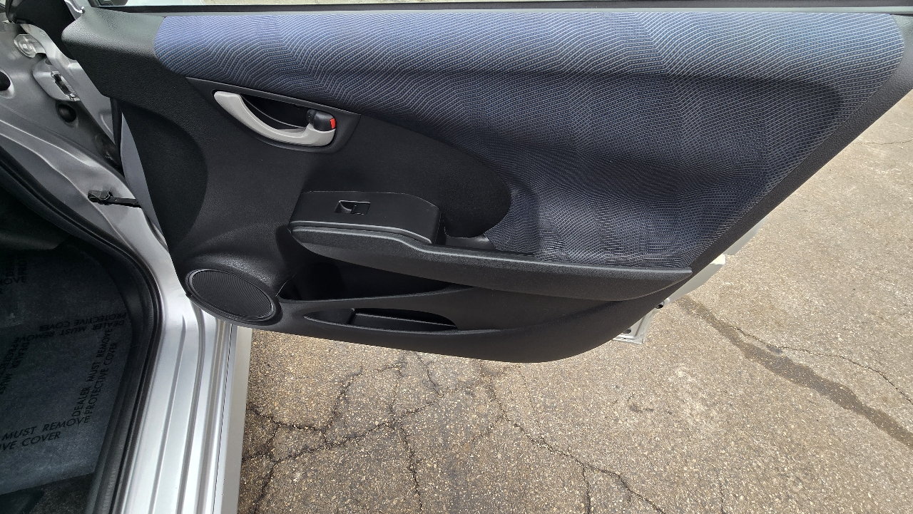 Honda Fit Sport 5-Speed AT 2011