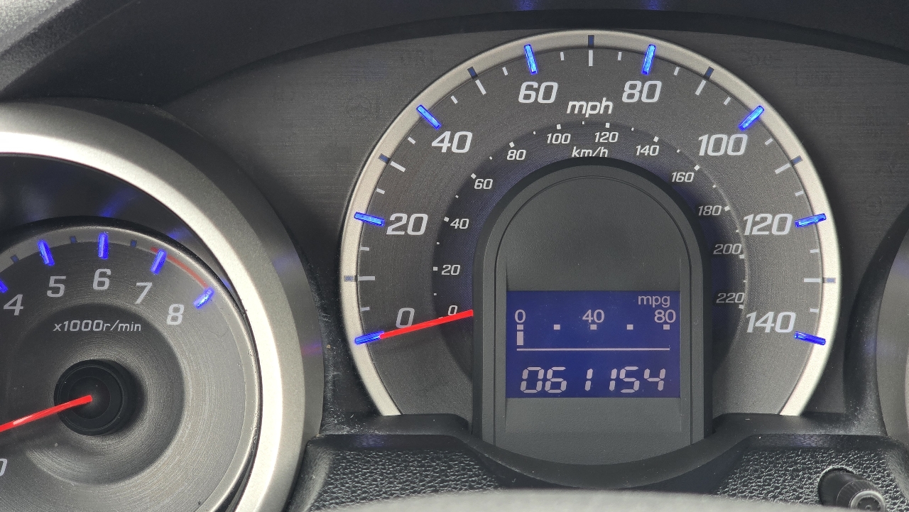 Honda Fit Sport 5-Speed AT 2011