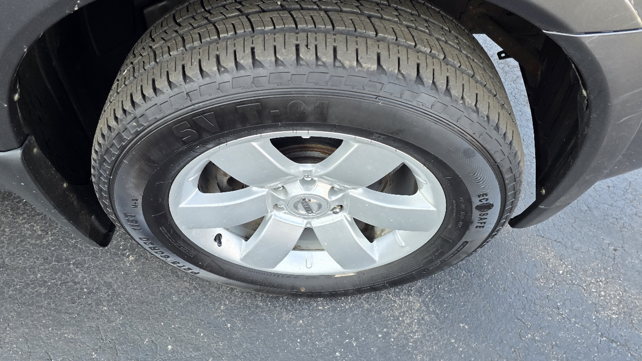 Nissan Armada SL 4WD 2011