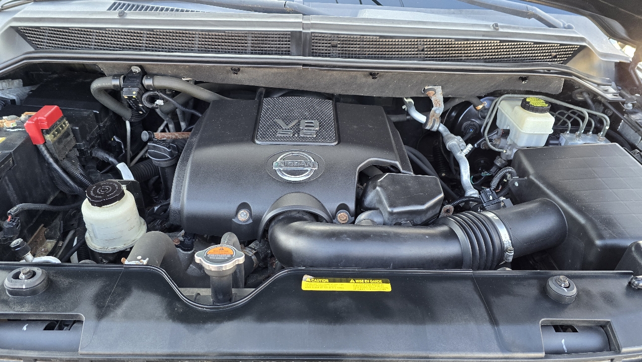 Nissan Armada SL 4WD 2011