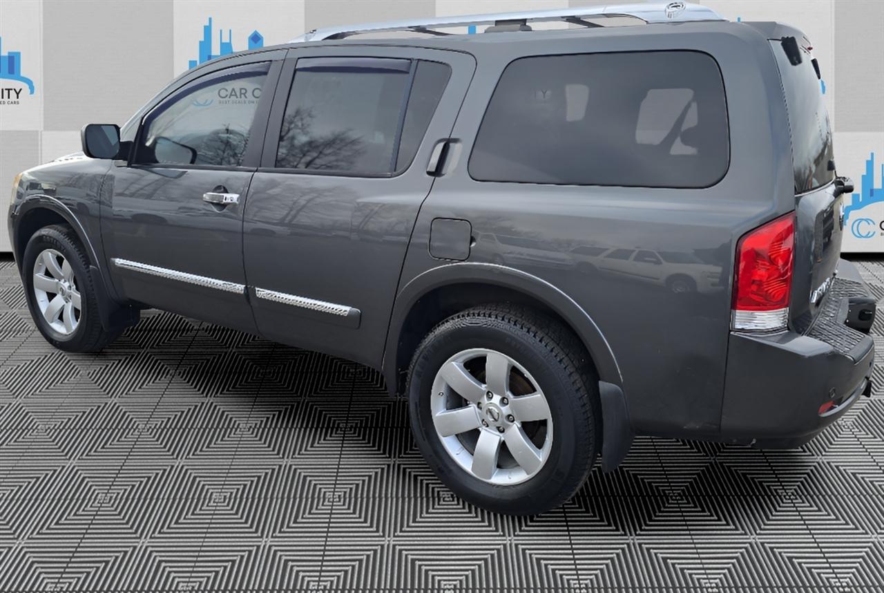 Nissan Armada SL 4WD 2011