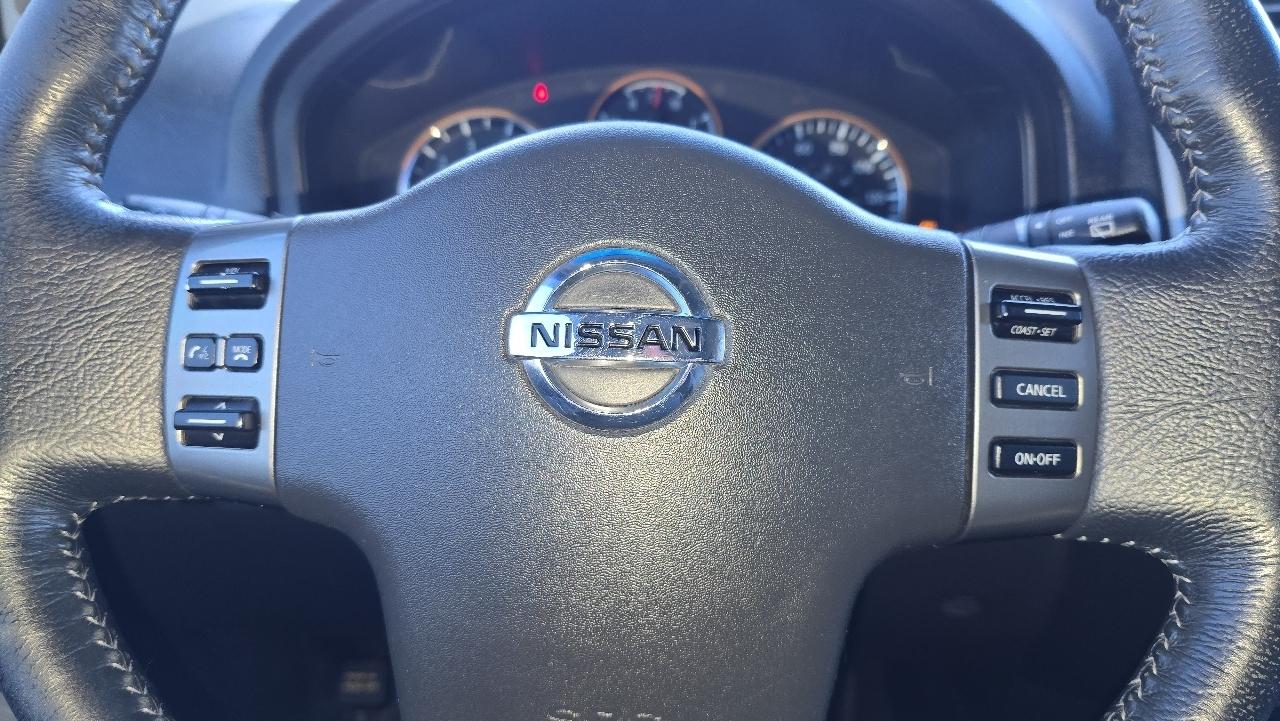 Nissan Armada SL 4WD 2011