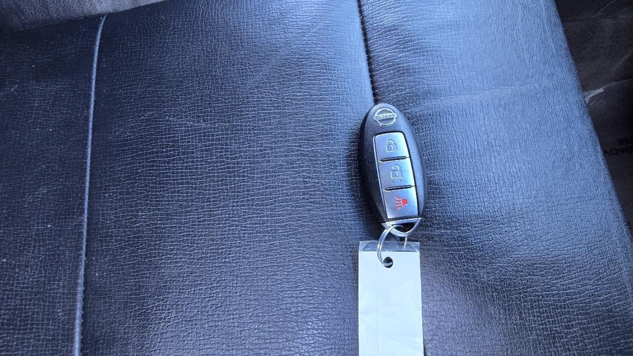 Nissan Armada SL 4WD 2011