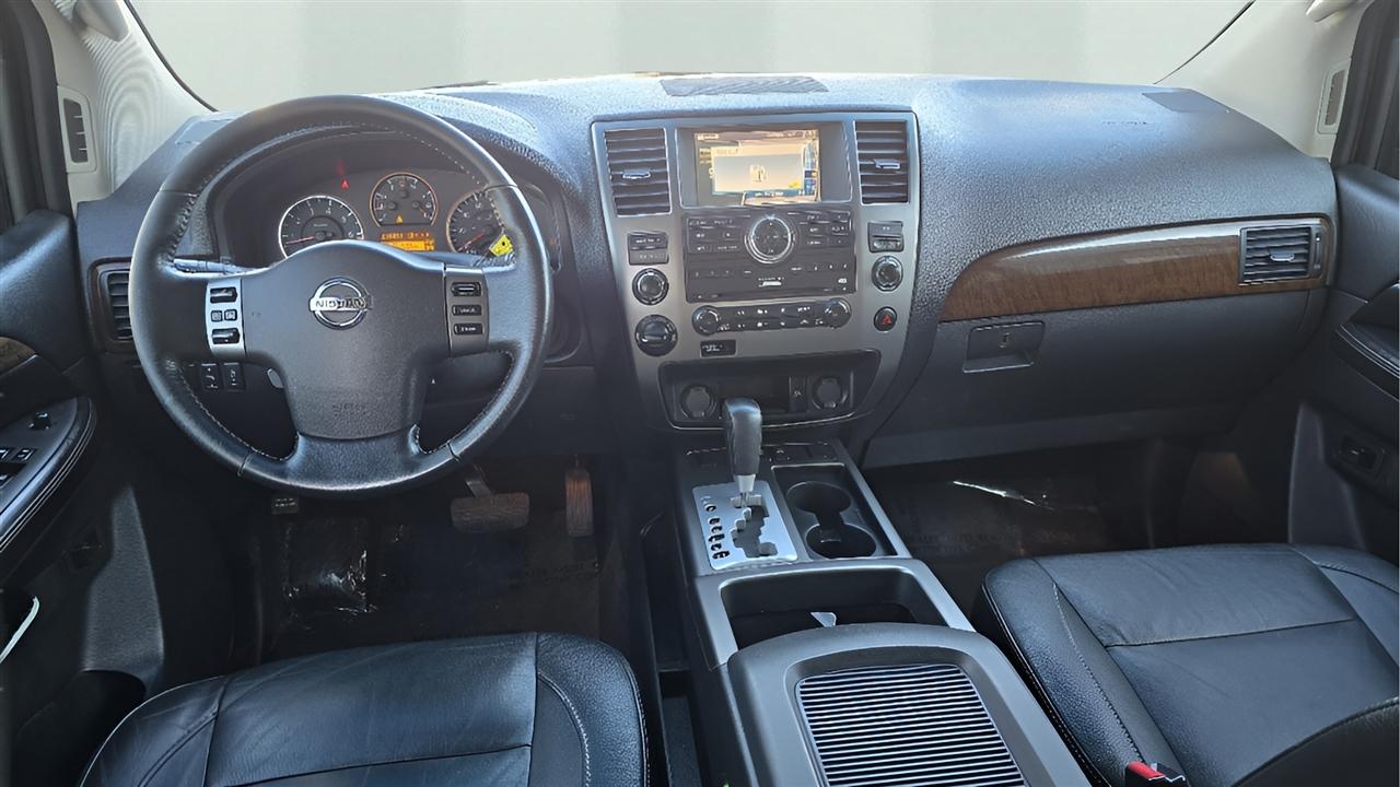 Nissan Armada SL 4WD 2011