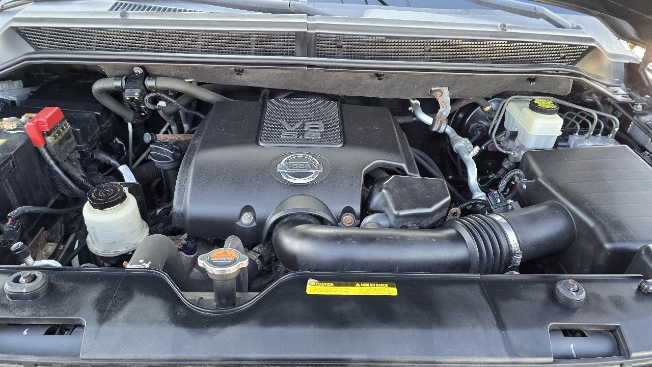 Nissan Armada SL 4WD 2011