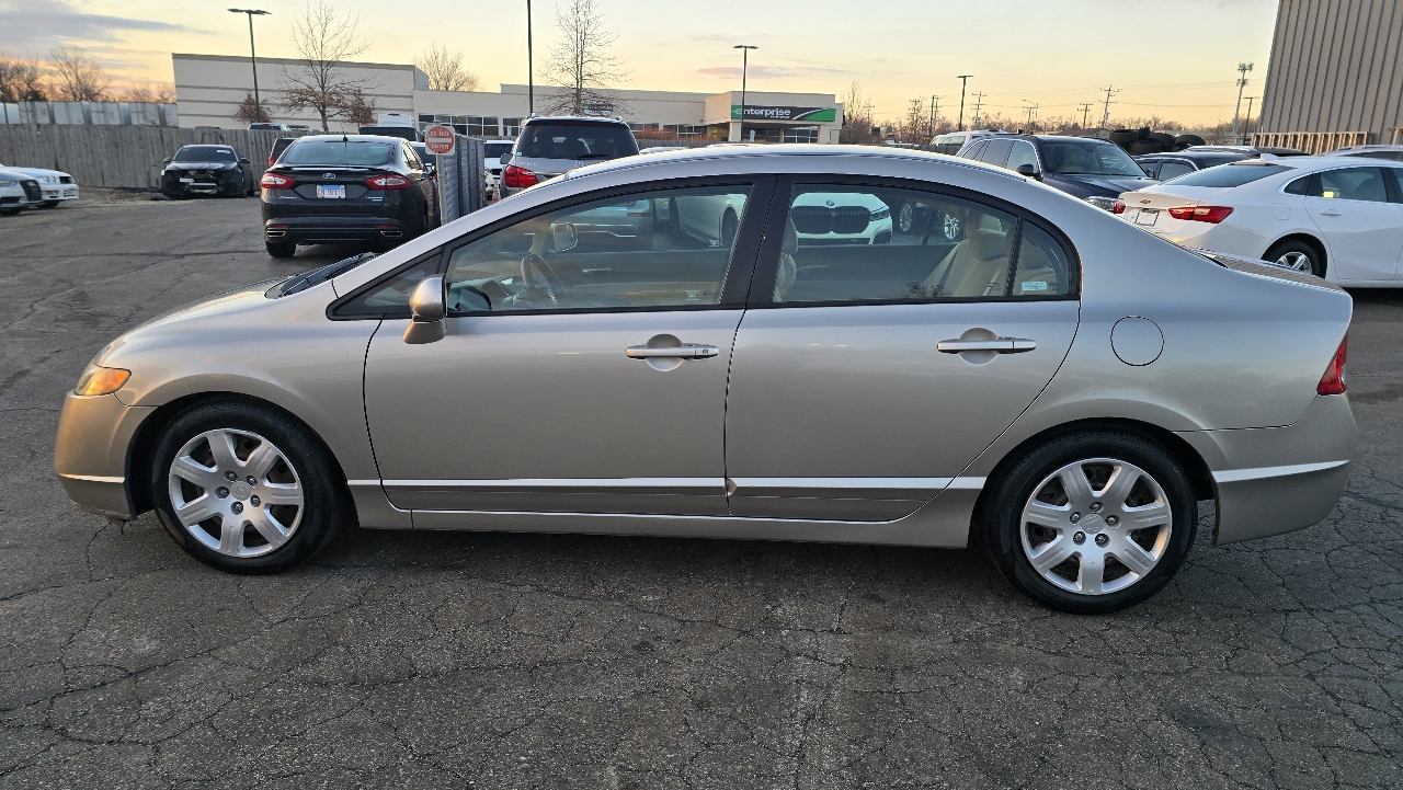 Honda Civic LX Sedan AT 2006