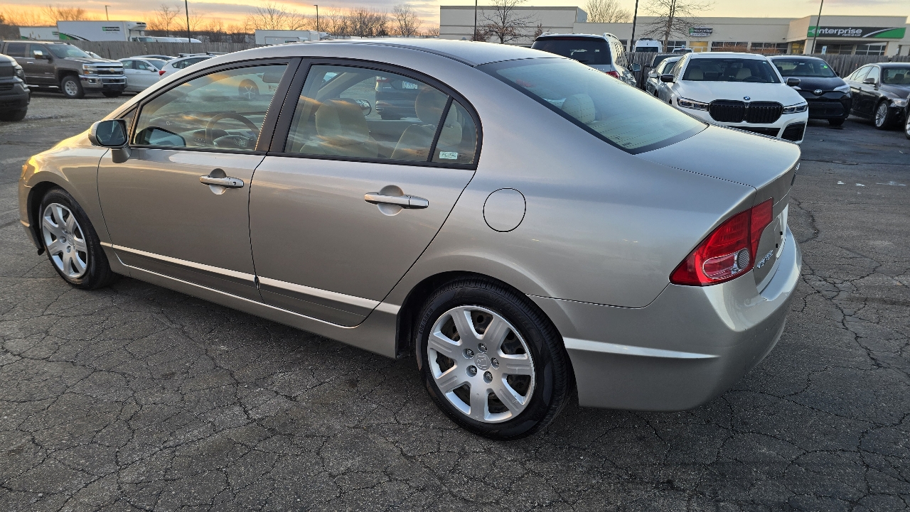 Honda Civic LX Sedan AT 2006