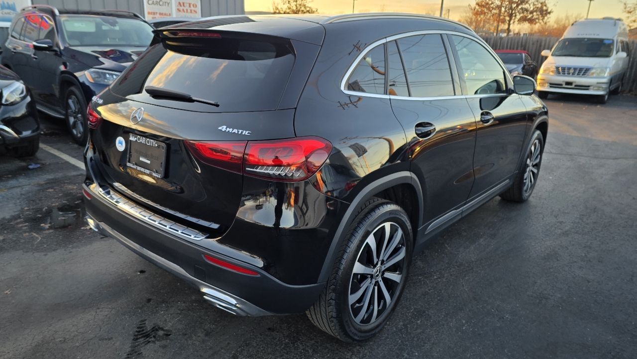 Mercedes-Benz GLA-Class GLA250 4MATIC 2021