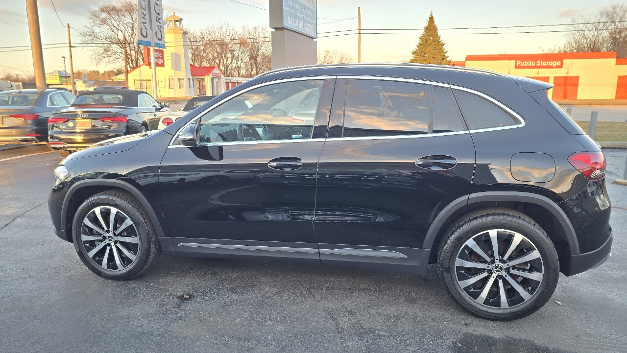 Mercedes-Benz GLA-Class GLA250 4MATIC 2021