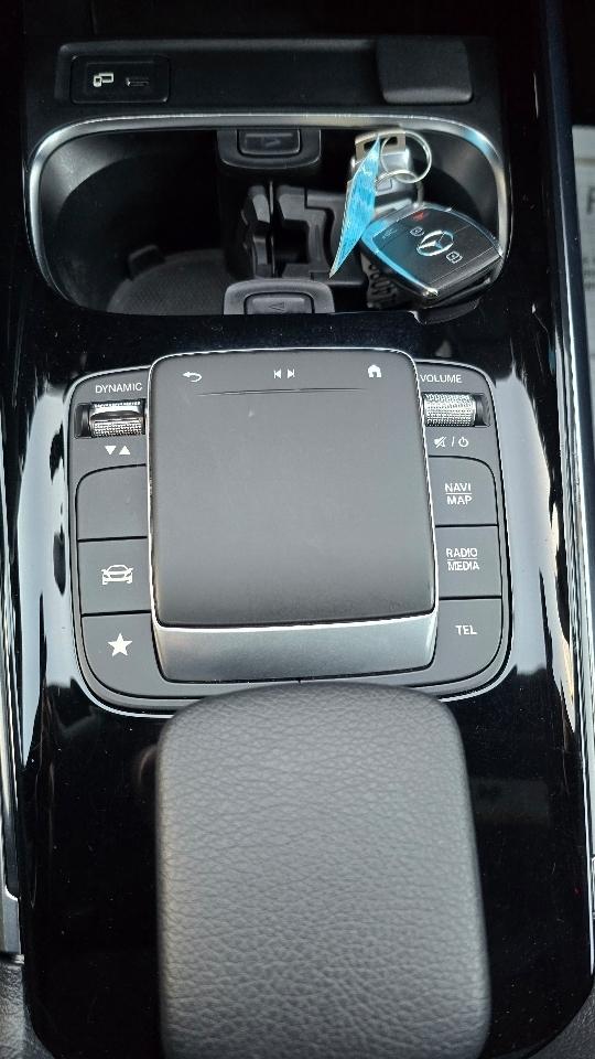 Mercedes-Benz GLA-Class GLA250 4MATIC 2021