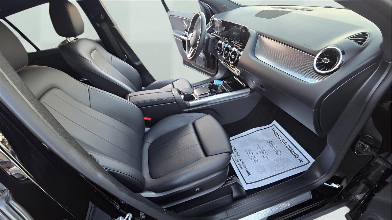 Mercedes-Benz GLA-Class GLA250 4MATIC 2021