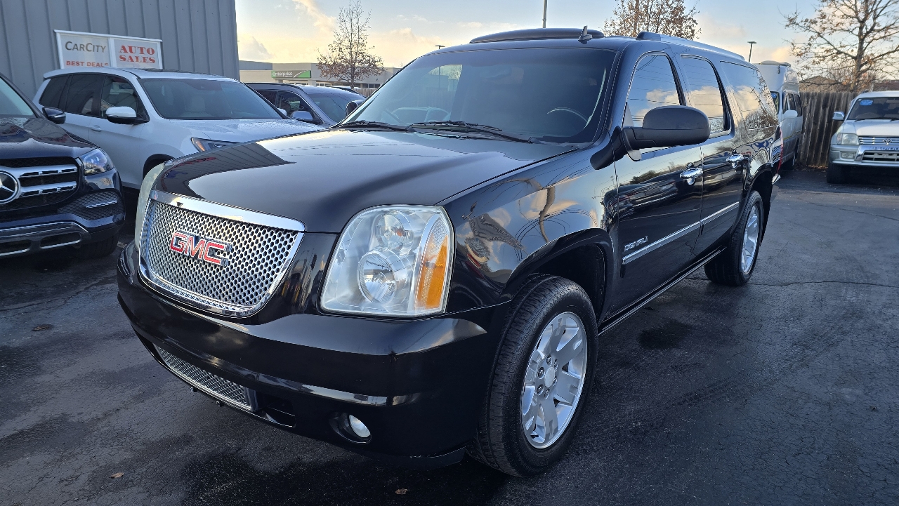 GMC Yukon Denali XL 4WD 2011