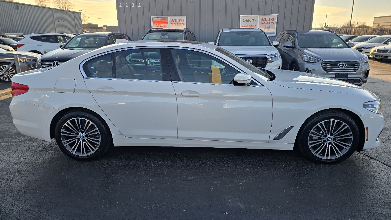 BMW 5-Series 530i xDrive 2020