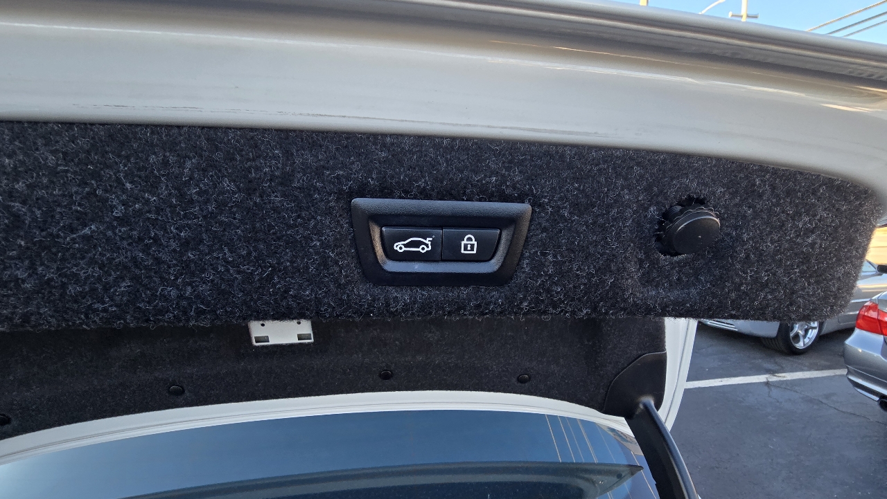 BMW 5-Series 530i xDrive 2020